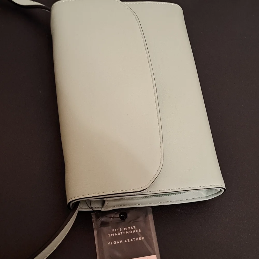 Vera Wang Mint Green Crossbody Bag
